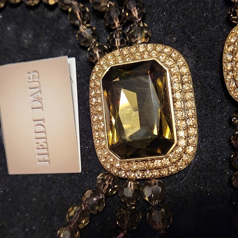 Heidi Daus Jewelry set. - Picture 6 of 8